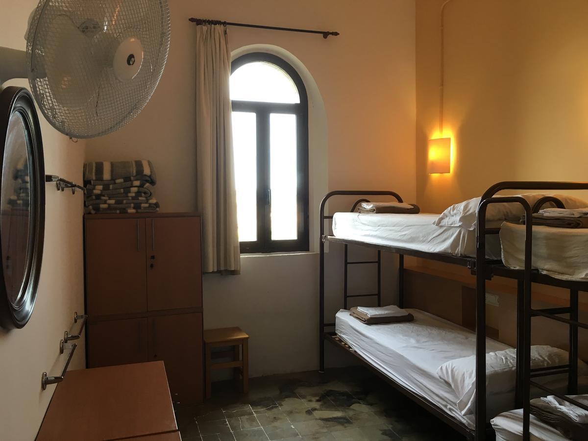 Alberg Solidanca Hostel Палафружель Екстер'єр фото